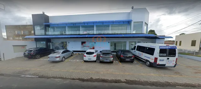 Terreno com Lojas e Prédio Comercial com área de 10.532 m² para Venda!