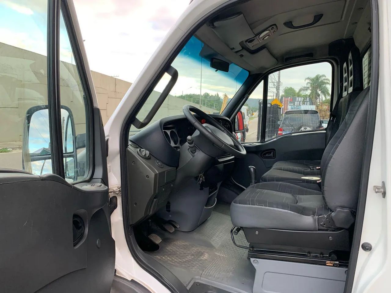 DAILY CHASSI 55C16 BAÚ  BRANCA 2008/2008 - Foto 7