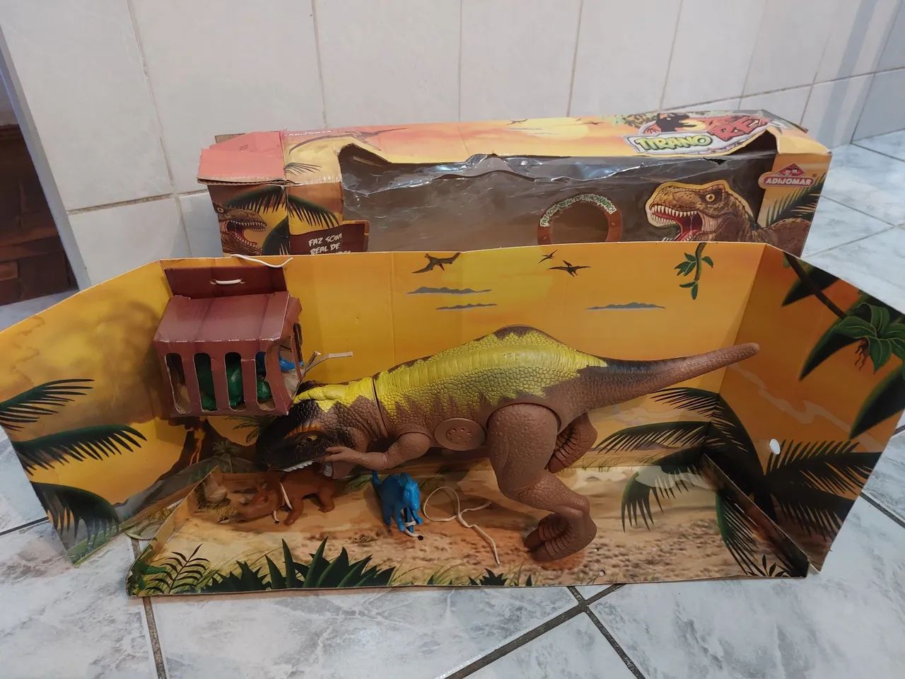 Brinquedo Dinossauro - Foto 2