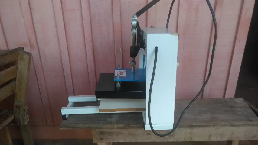 Prensa Sublimática Compacta Print R25s Preta E Branca 127v