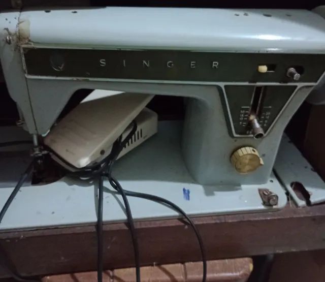 MÁQUINA de COSTURA SINGER  - Foto 3
