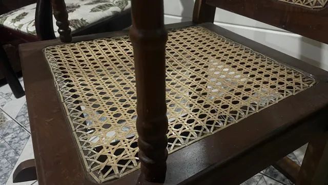 Cadeira de balanço vintage molas palhinha - Foto 4