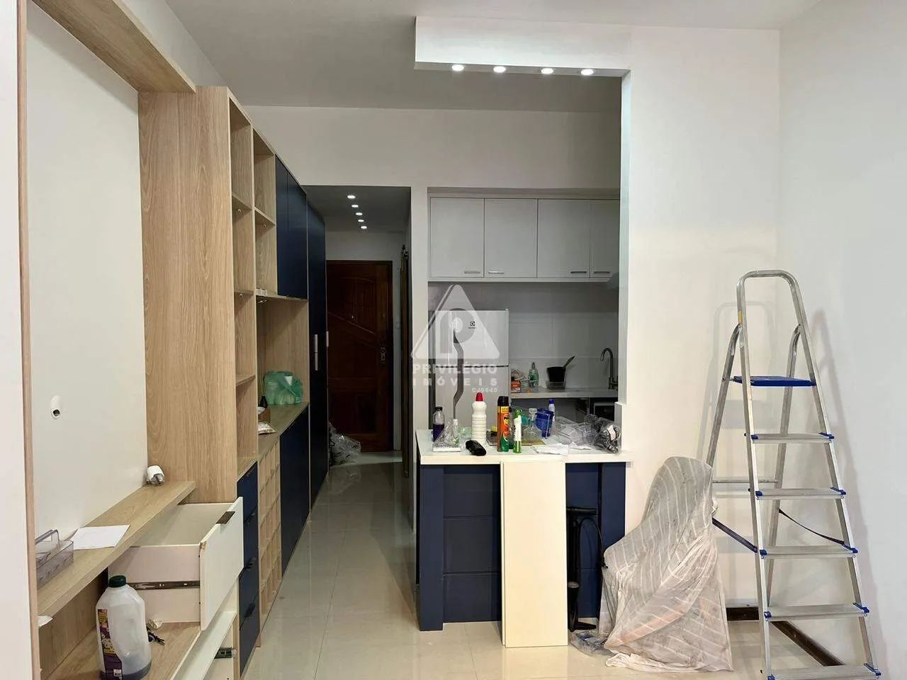 Apartamento Reformado e Mobiliado no Centro! - Foto 5