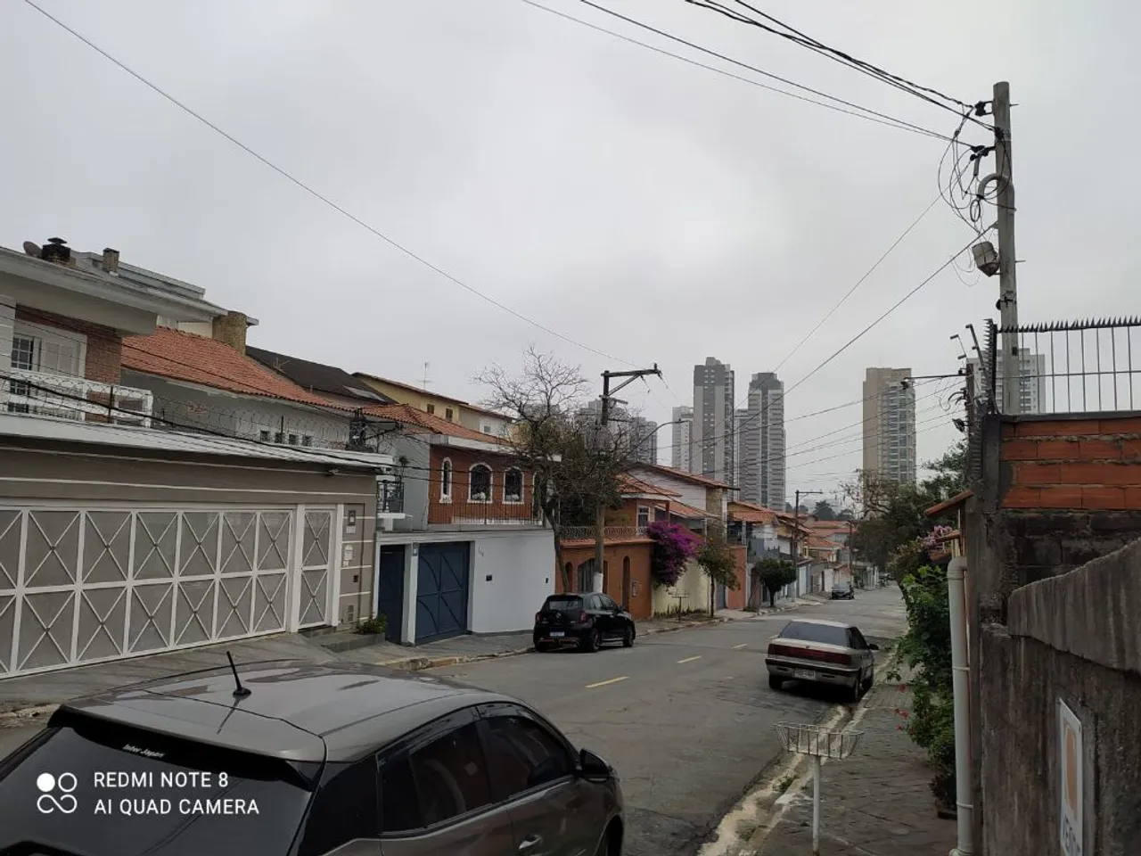 Belo terreno no Adalgiza, com 250 metros, 10 x25, leve declive