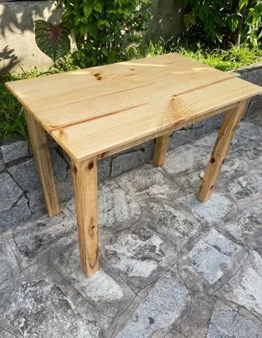 Mesa rústica / pinus / pallet