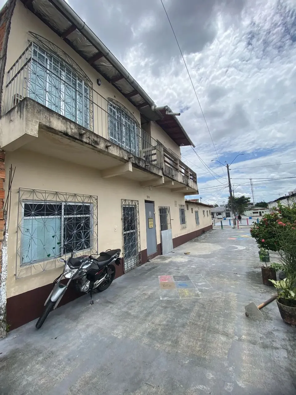 Cidade Nova 4 - Casa 2/4 e garagem - 5 Kitnets - Excelente oportunidade de investimento