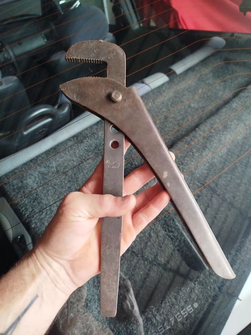 Chave de Grifo Antiga