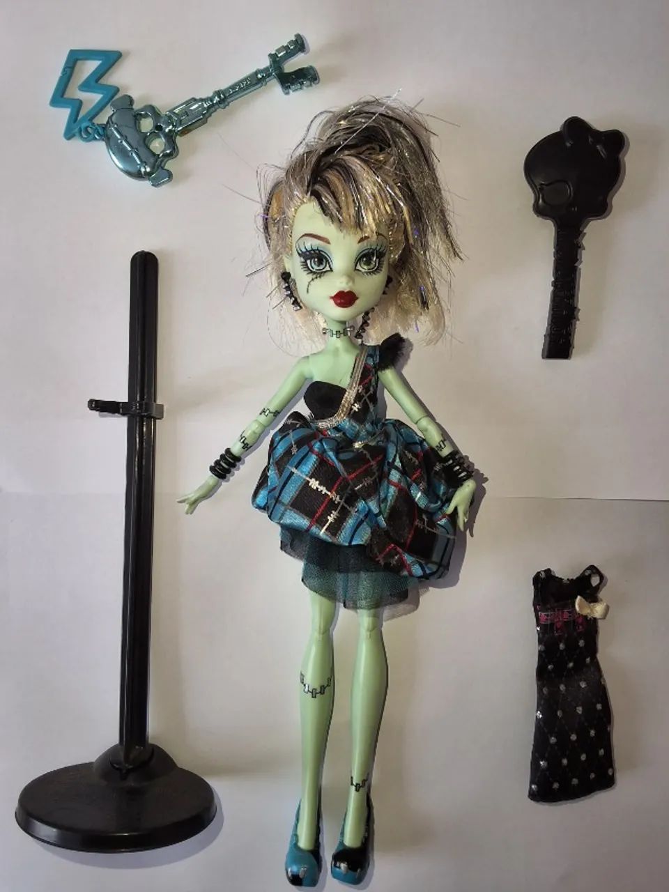 Boneca Monster High Frankie Stein Sweet 1600