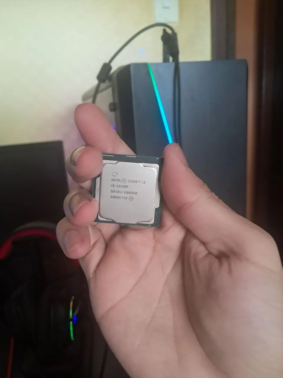 Processador Intel Core i3 10100F