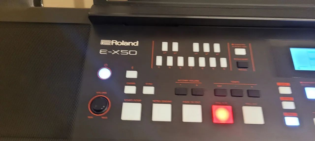 Teclado Roland E-X50 novissimo - Foto 5