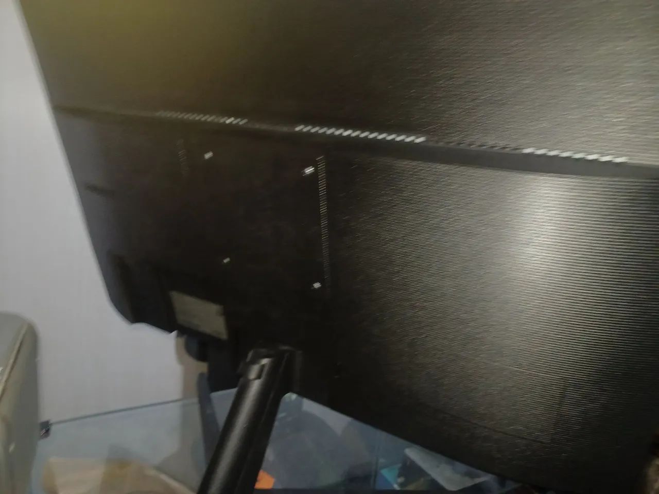 Monitor samsung 27 polegada quebrado
