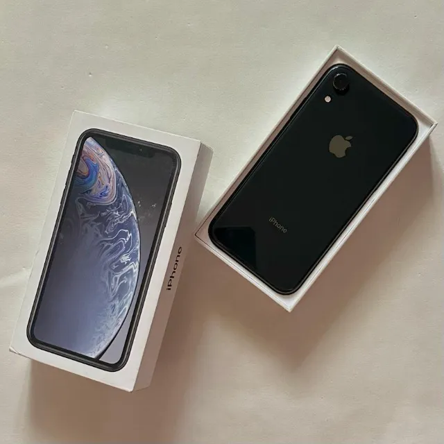 iPhone Xr 64GB (Preto)