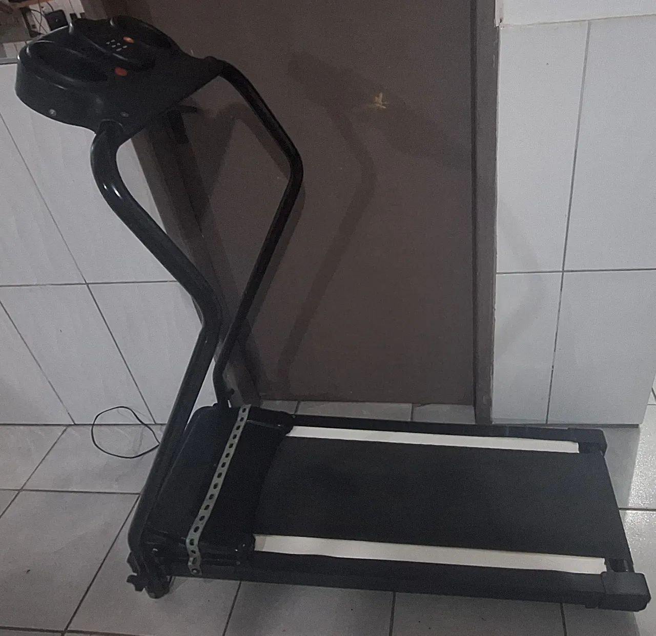 Esteira Elétrica 220V 