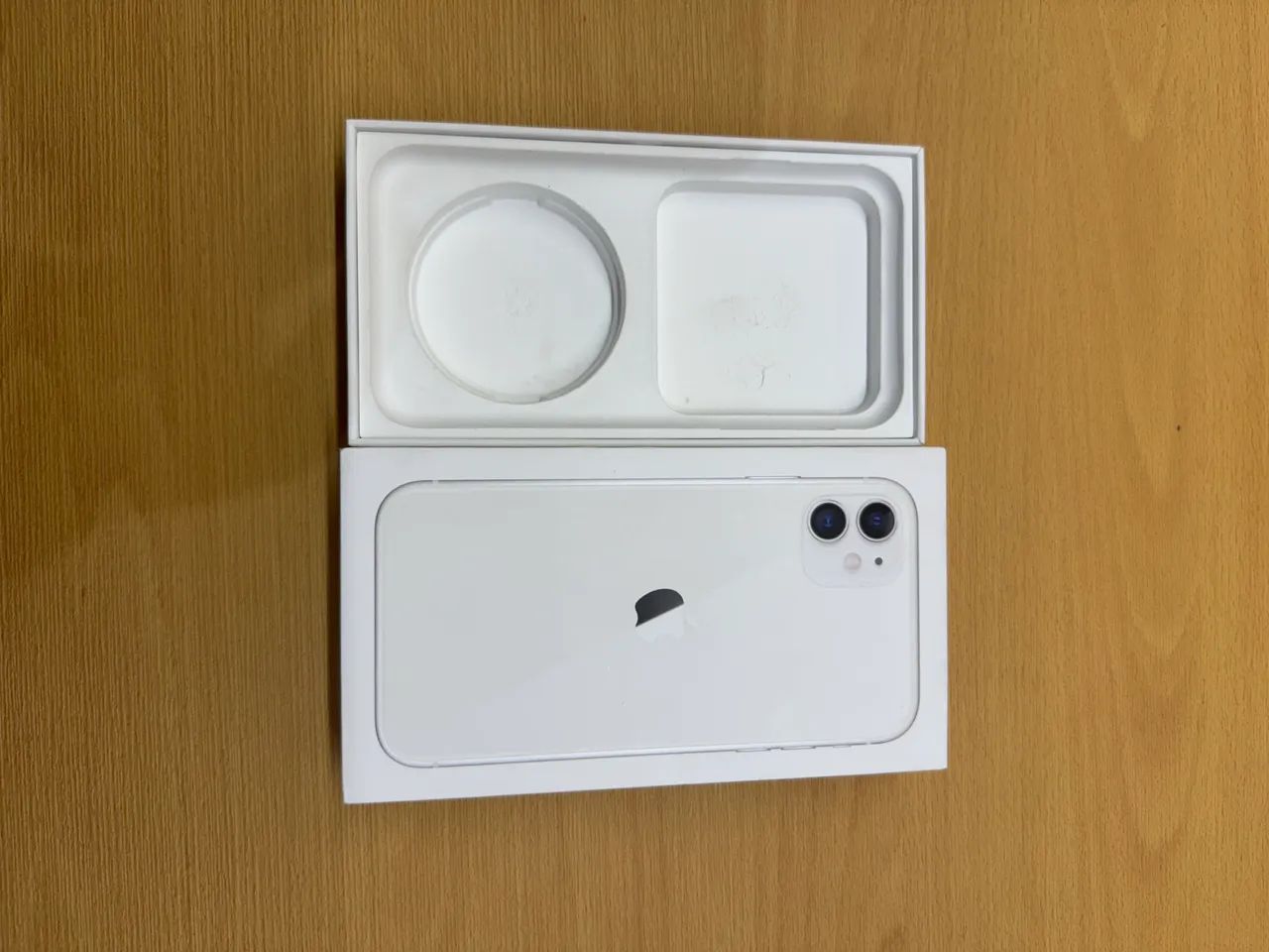 Caixa de iPhone 11 128GB Branco - Original - Foto 4