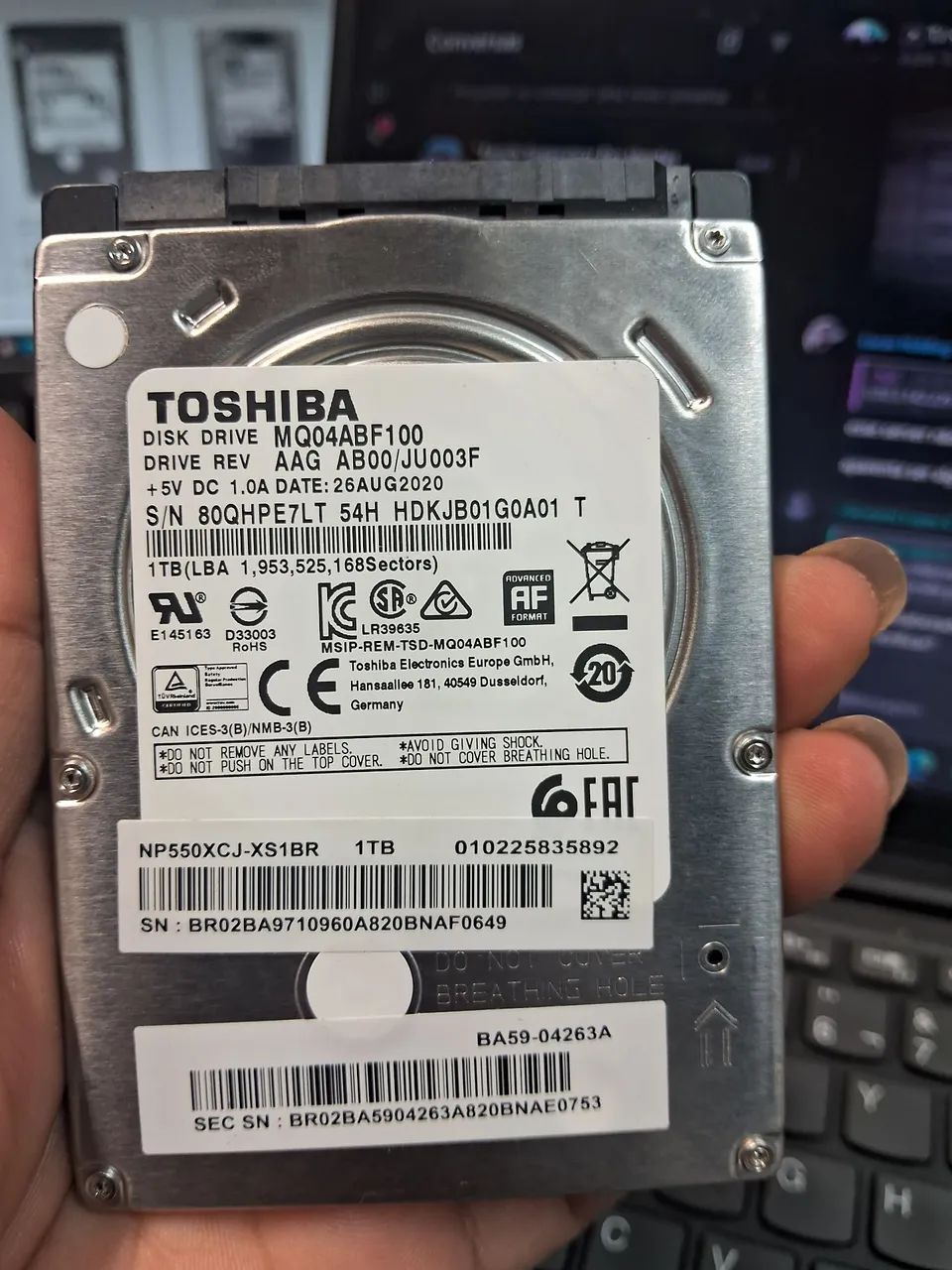 HD Toshiba 1TB MQ04ABF100