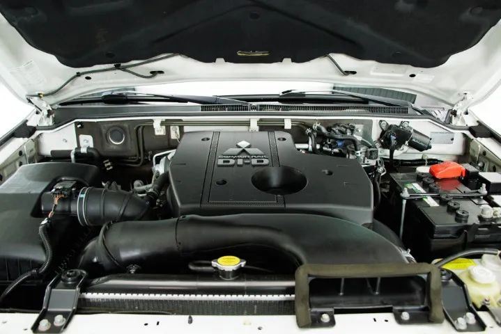 Mitsubishi Pajero Full 3.2 HPE 2016 - Foto 4
