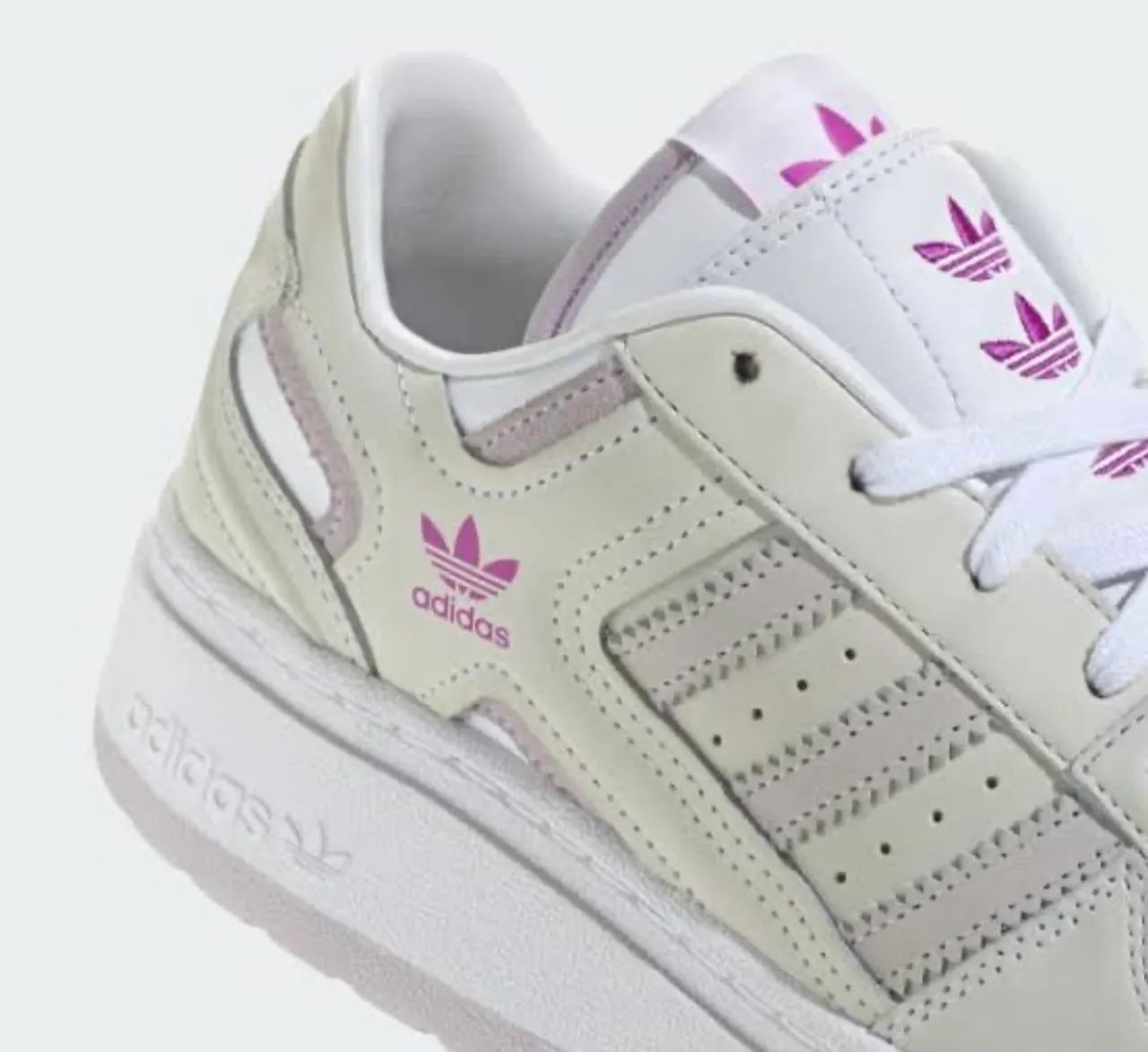 Adidas Forum Bold - Branco com detalhes em roxo - Foto 2