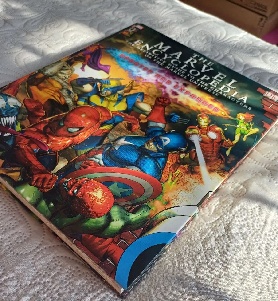 Enciclopédia Marvel - Atualizada e Expandida - Foto 2