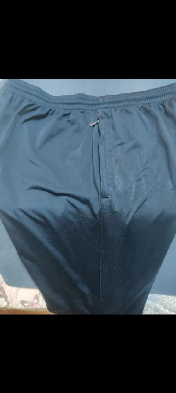 Calça Adidas tamanho G - Foto 4