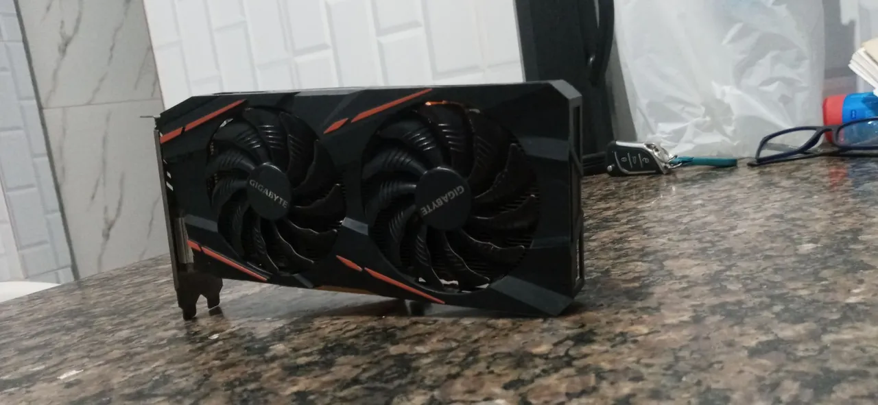 Placa de Vídeo Gigabyte rx580