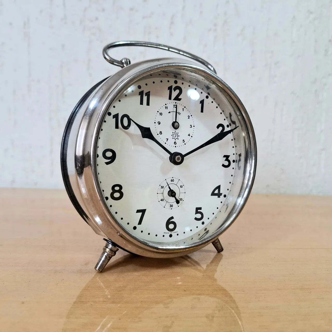 Relógio despertador Junghans anos 40 mede in Italy funcionando.