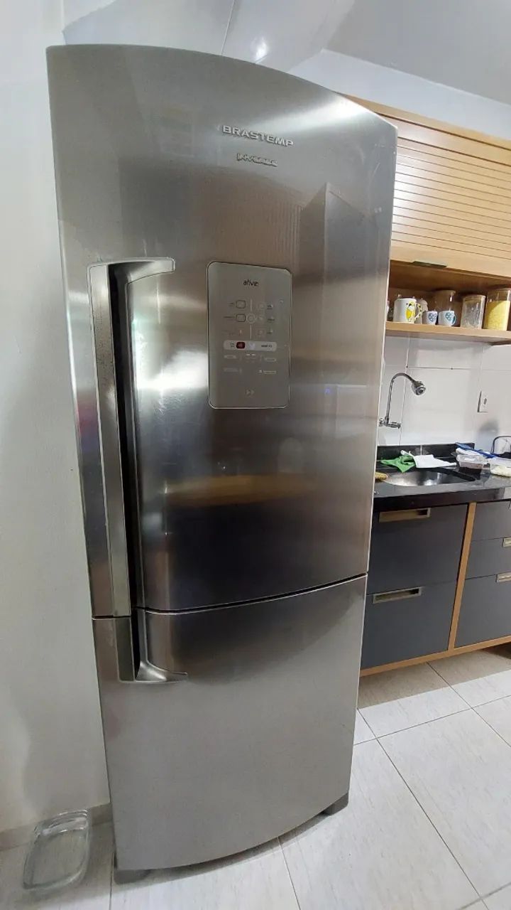 Vendo Geladeira Brastemp Inverter 110V - Foto 2