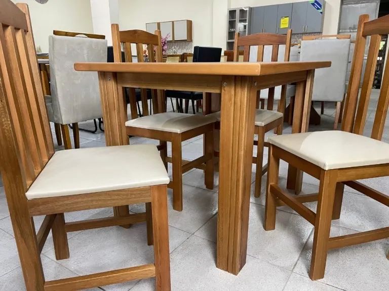 Mesa de Jantar de Madeira com 4 Cadeiras !! L22m - Foto 2
