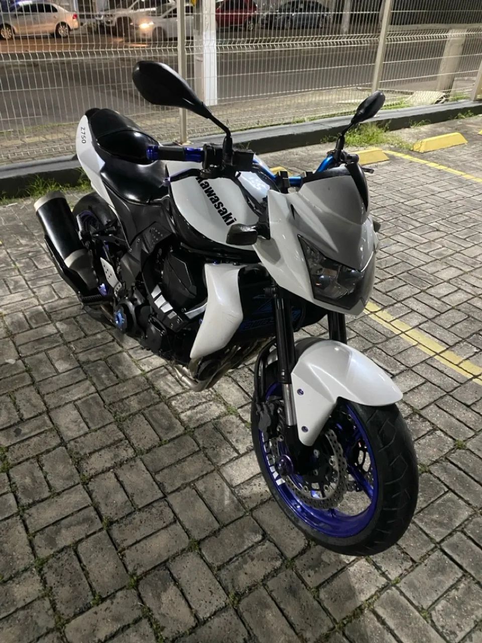 Vendo z750 