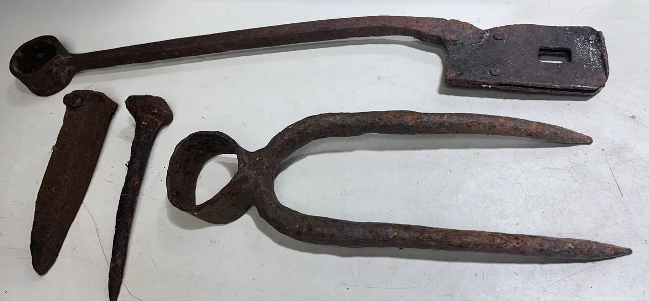 Lote de peças antigas 