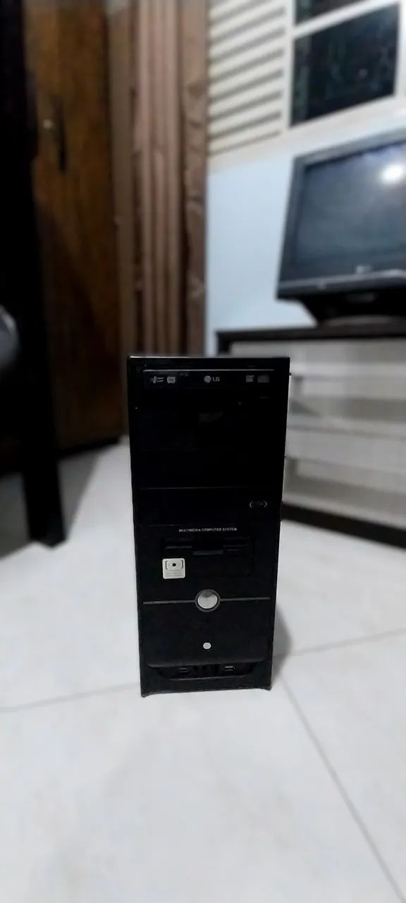 Old LG computer with Flatron ez T730SH monitor64318044124547120