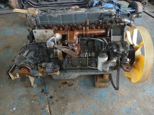 MOTOR CUMIS 6 CILINDROS FORD CARGO 2015 COM ARLA 2423/1724 - Foto 2