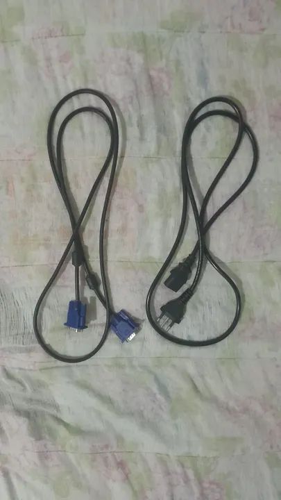 Monitor Samsung + Cabo Força e VGA 