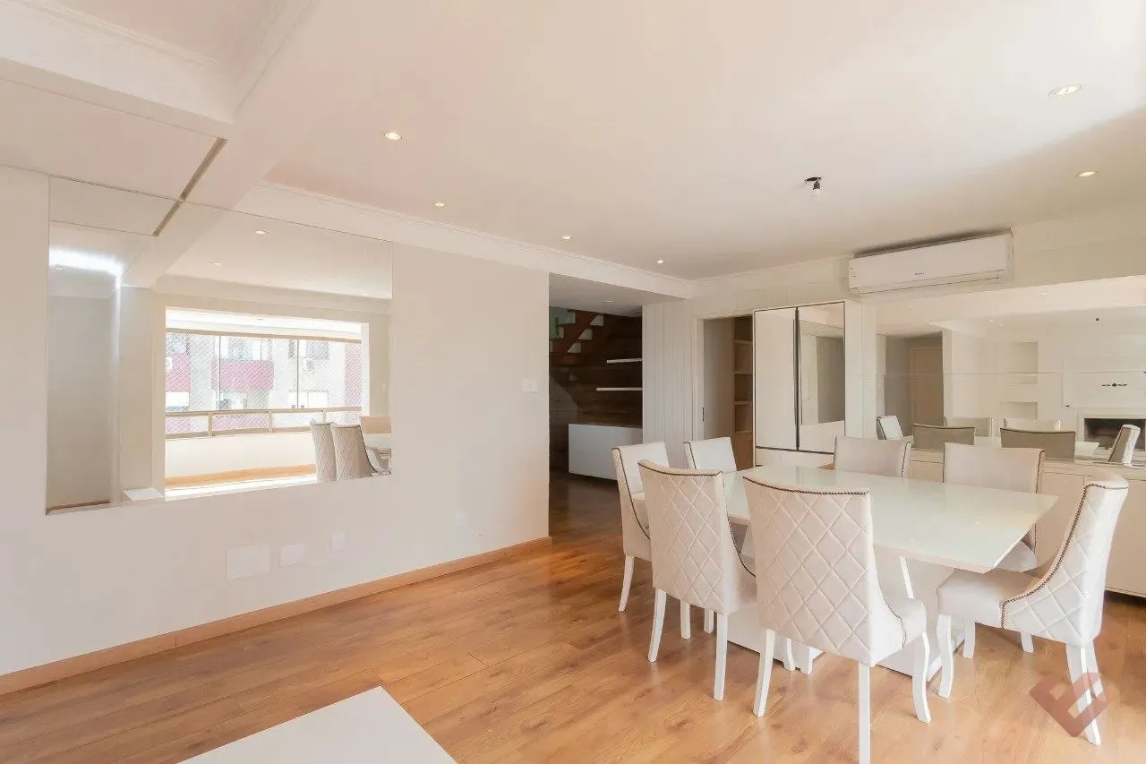 Cobertura Duplex próxima a Avenida Dom Joaquim