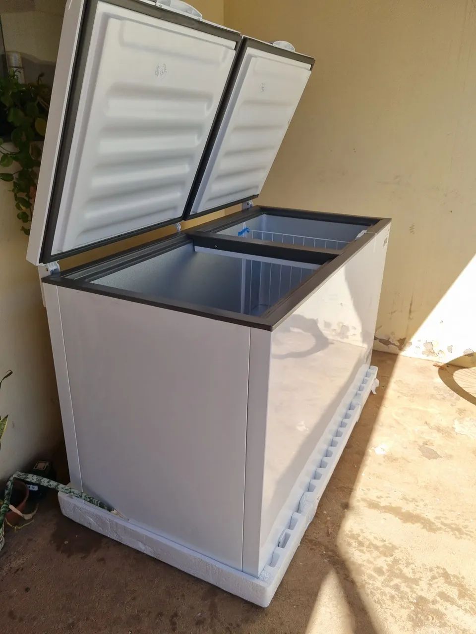 Freezer Horizontal Consul 2 Portas - Foto 2