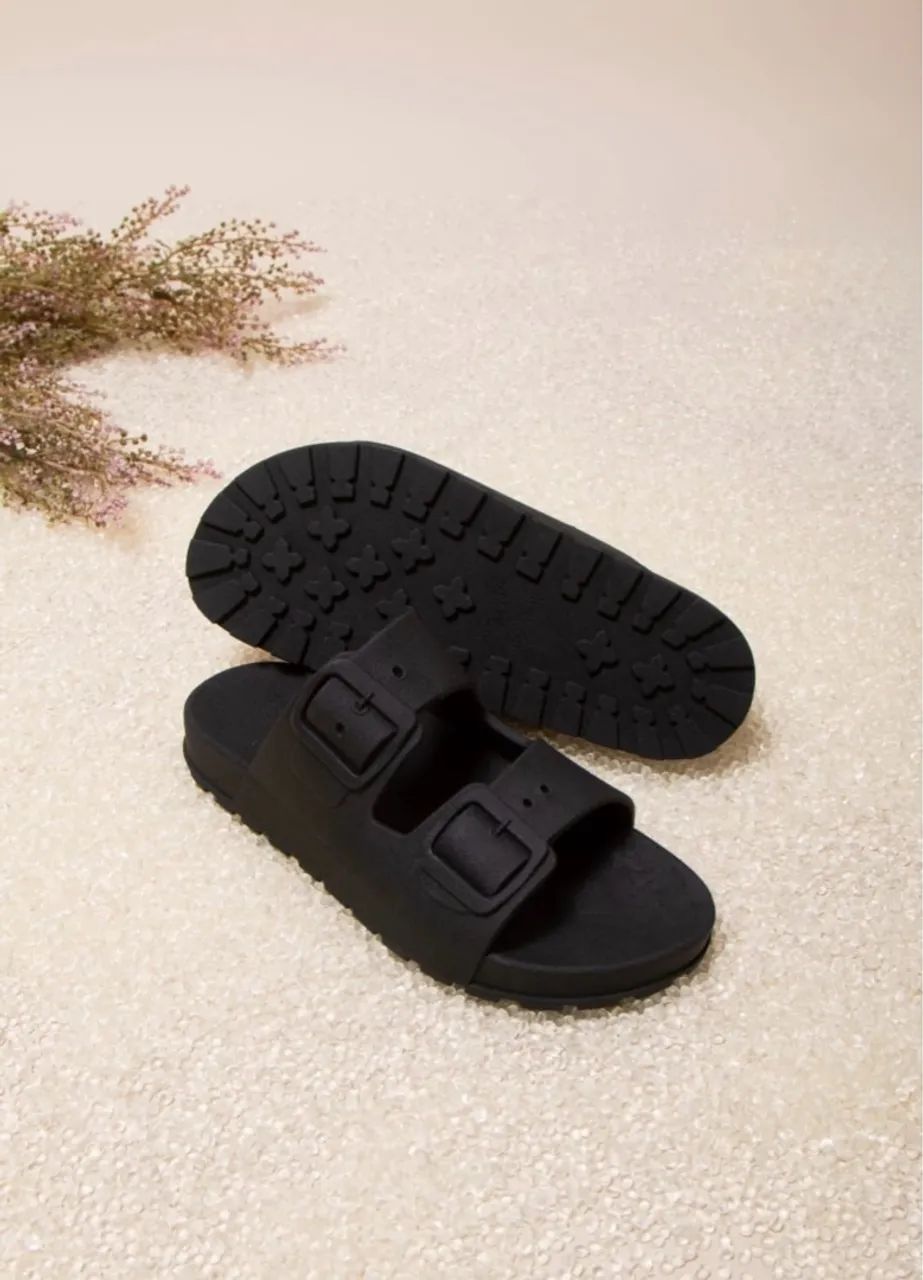 Chinelo Birken - Foto 3