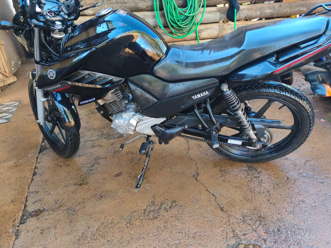 Moto FAZER 150