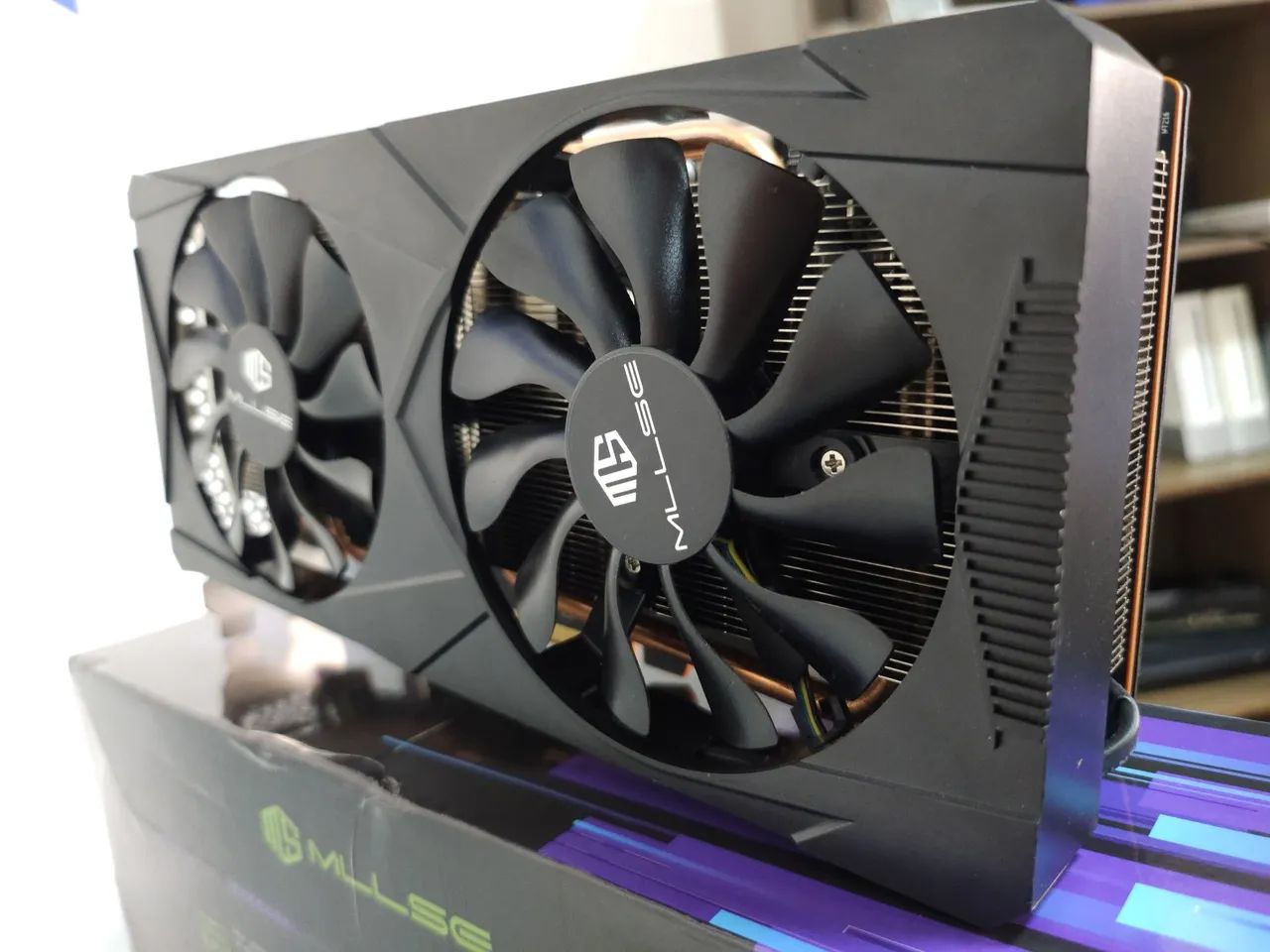 Placa de Vídeo Rx 5700xt 8gb  - Foto 5