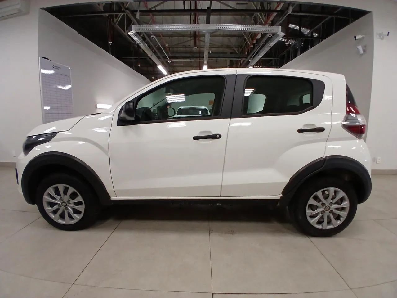 Fiat Mobi 2023 1.0 evo flex like. manual - Foto 2