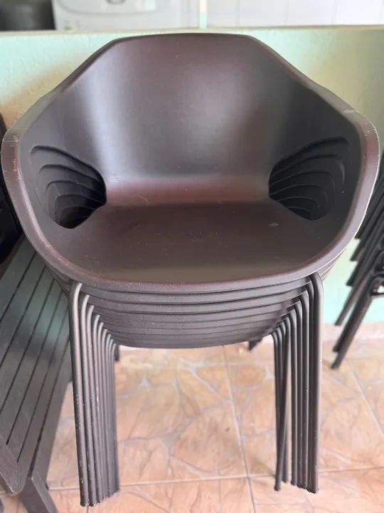 Cadeira/Poltrona de Escritório Moderna -  Preta - Foto 3