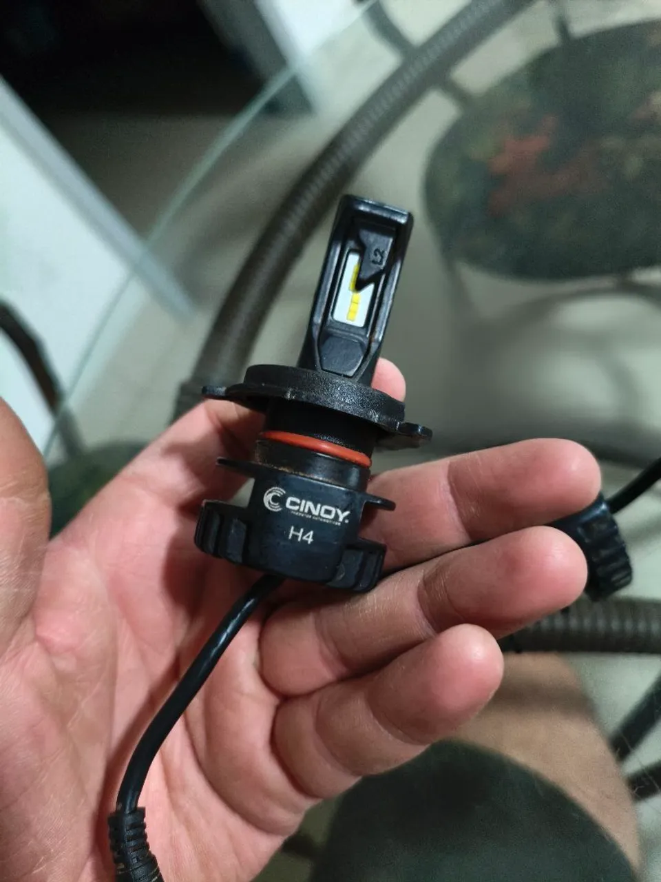 Lâmpada LED H4 cinoy - Brilho e Eficiência