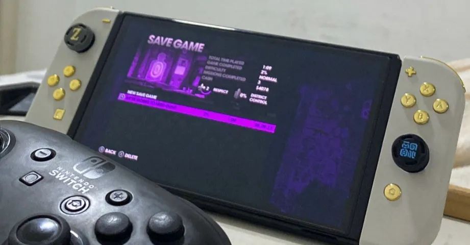 Botões dourados + Carcaça para joycons - Foto 2