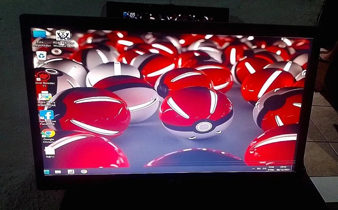 Monitor LG 20 Polegadas ( Leia a Descrição )