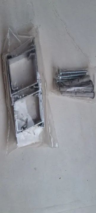 Suporte para trilho rodinato com parafusos e buchas - Foto 2