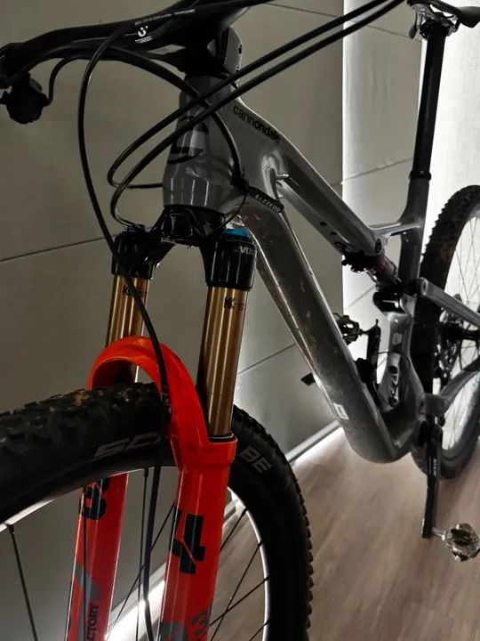 Vendo Mt Cannondale tamanho L  - Foto 4