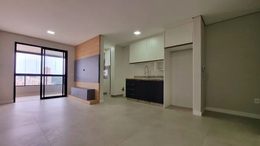 Apto suíte + 2 quartos - semi mob. - centro - Essenza Residencial - Foto 3