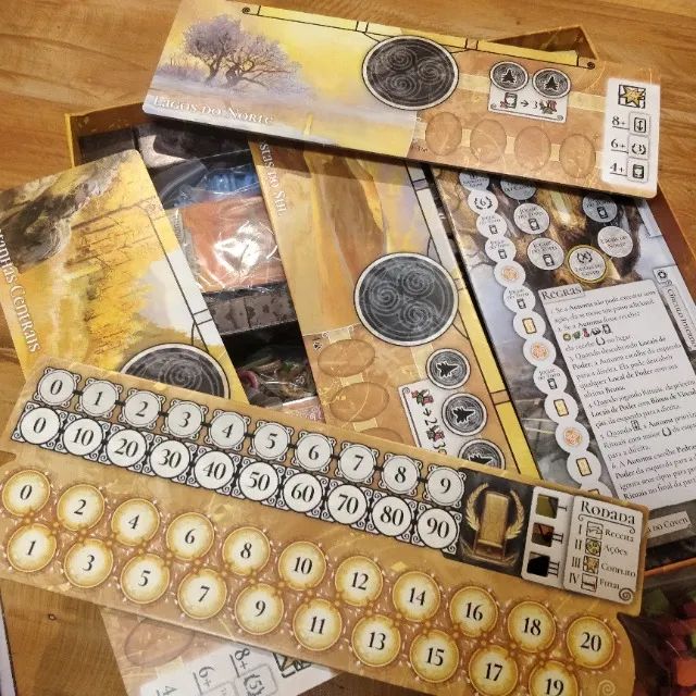 Jogo de tabuleiro Evenfall + Sleeves - Foto 5