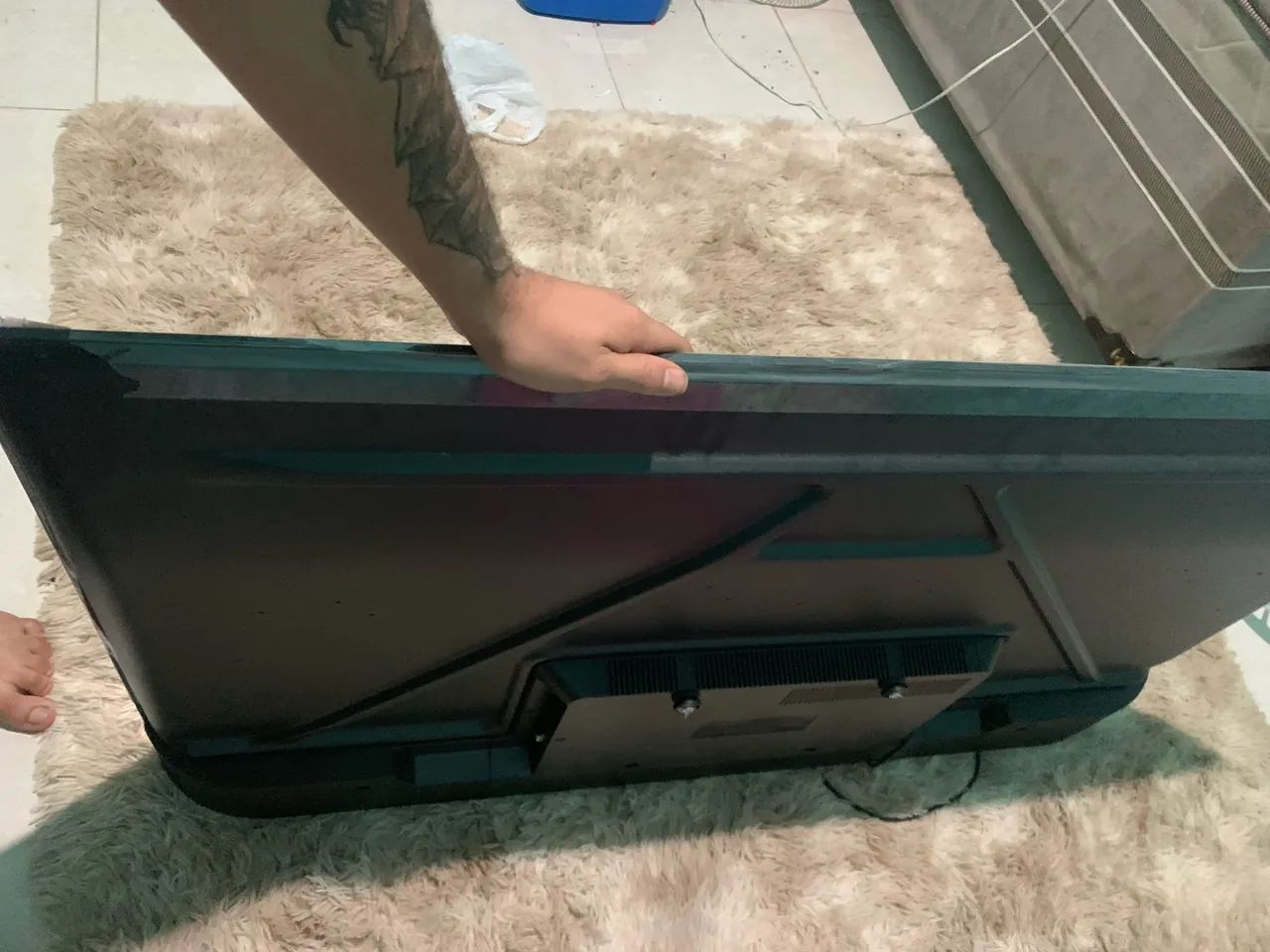 TV LCD 40 polegadasTCL, 50 polegadas!!! Menos de 1 mês de uso!!