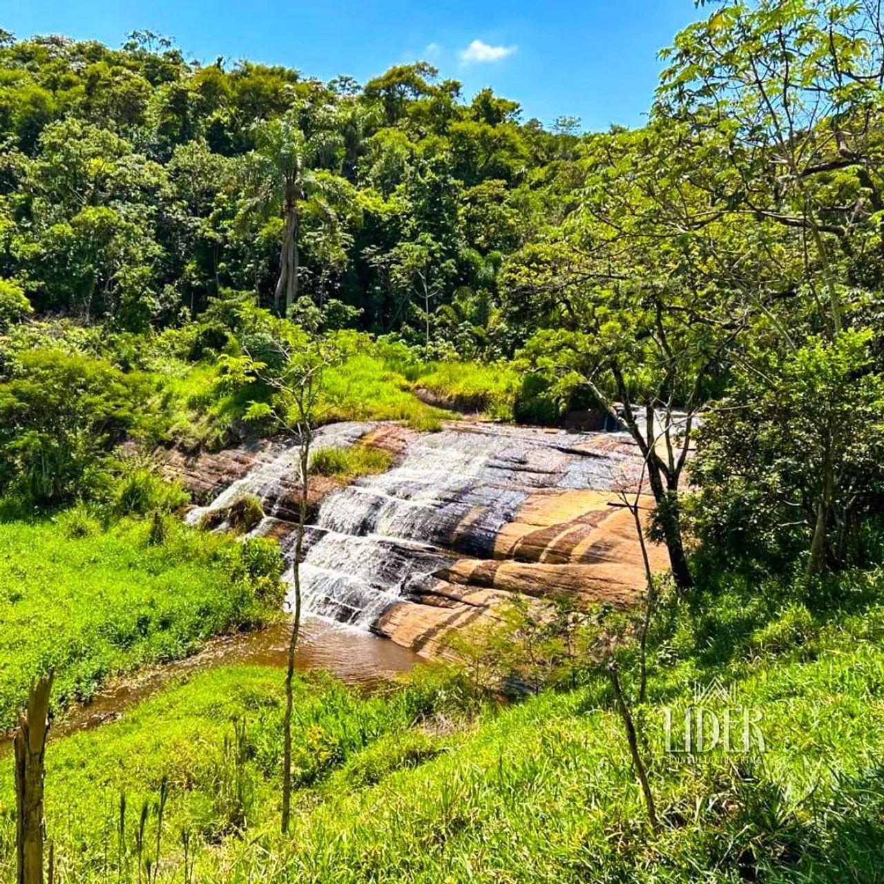Oportunidade única: terreno abaixo do valor de mercado - Foto 5