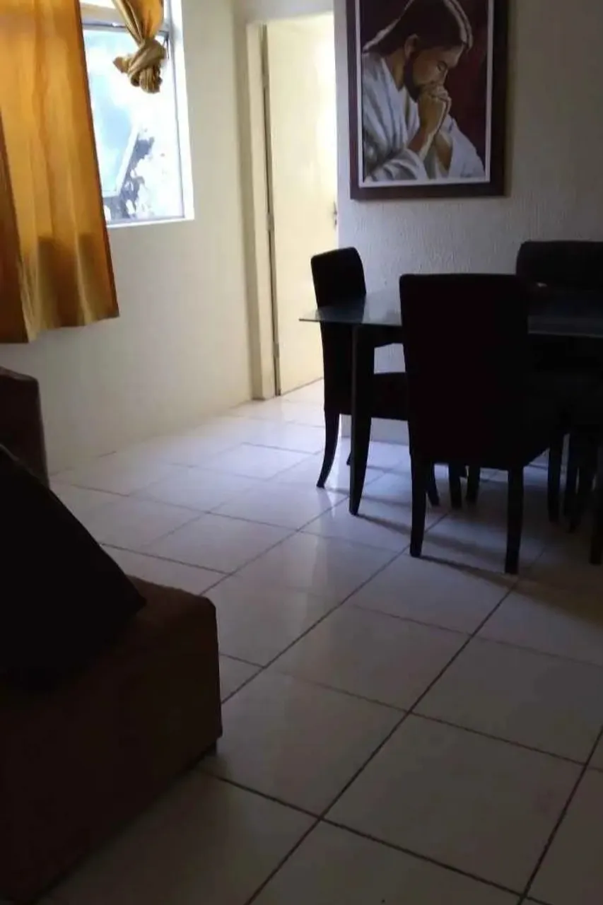 Aluga-se apartamento no centro