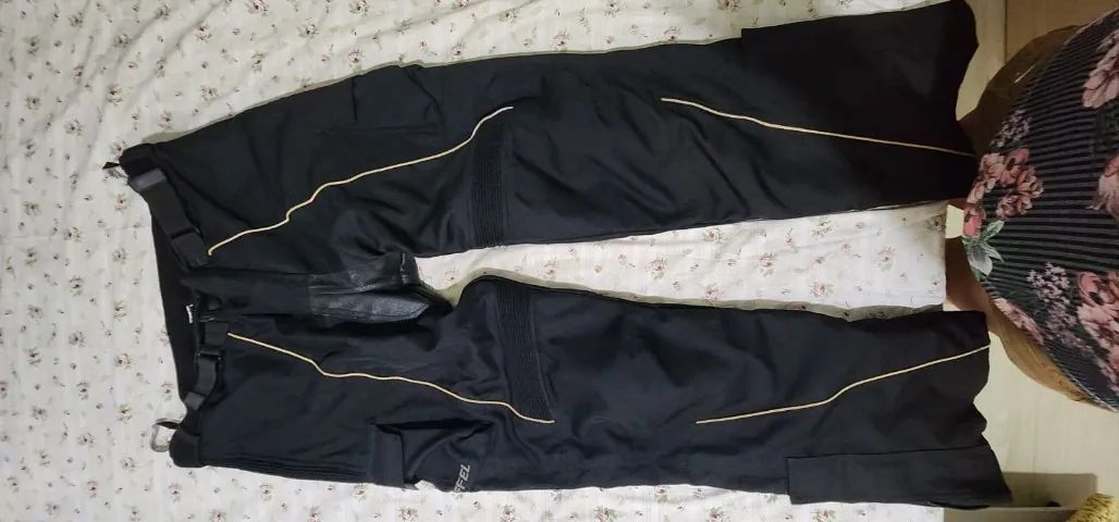 traje motociclista